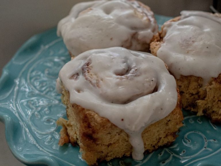 pumpkin cinnamon rolls